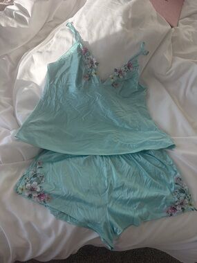 Victoria secret pj set